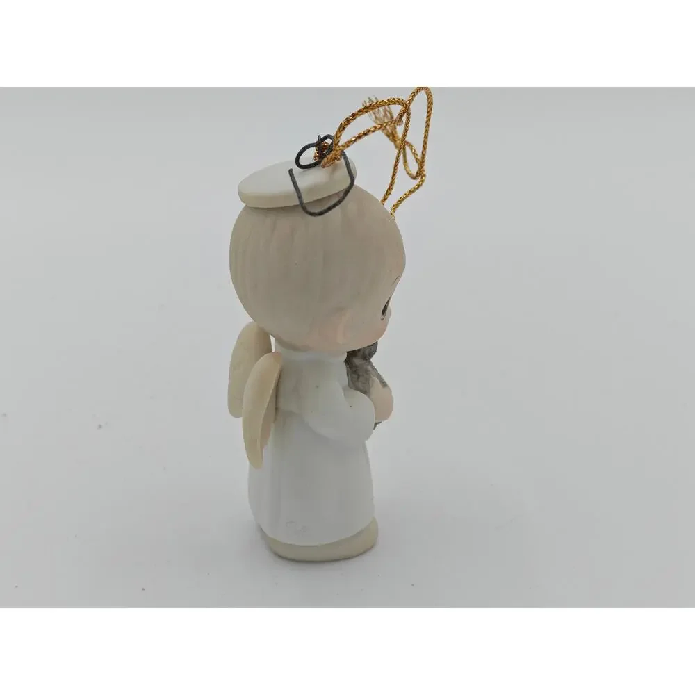 Precious Moments Shepherd of Love 1022888 Enesco 1986 Porcelain Ornament
